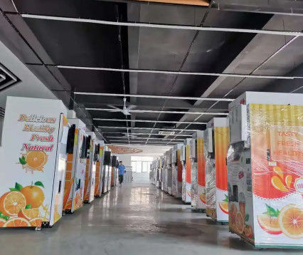 Frutta Juice Vending Machine 300W/2000W Juice Machine arancio schiacciato fresco del CE