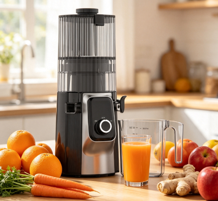 Centrifuga lenta Fresh Smart HJ102C – La centrifuga che ti dà la libertà di creare con 3 velocità regolabili, bocca larga da 135 mm, spremitura a freddo da 200 W e autopulizia